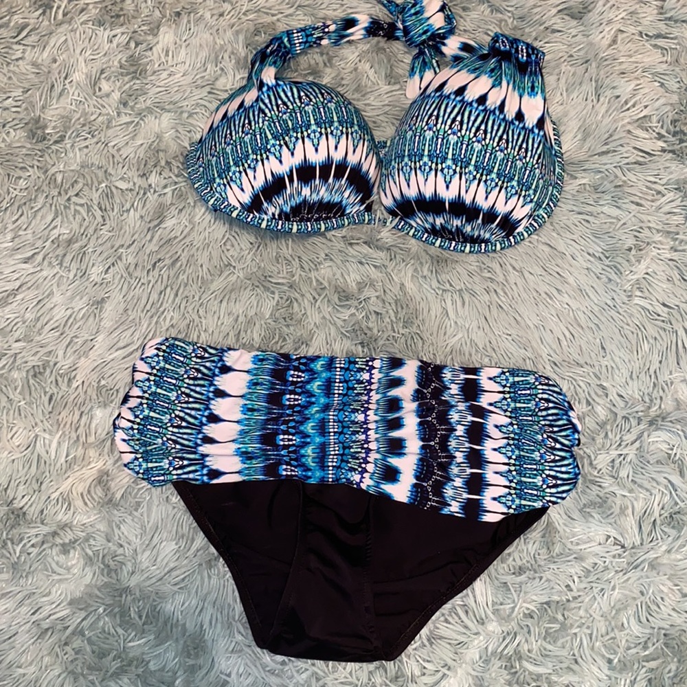 Venus Bikini